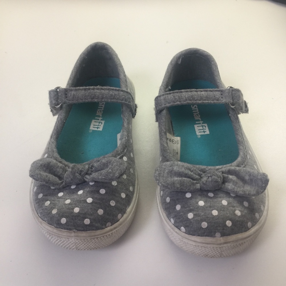 Smart Fit girls toddler size 7 grey polka dot flat